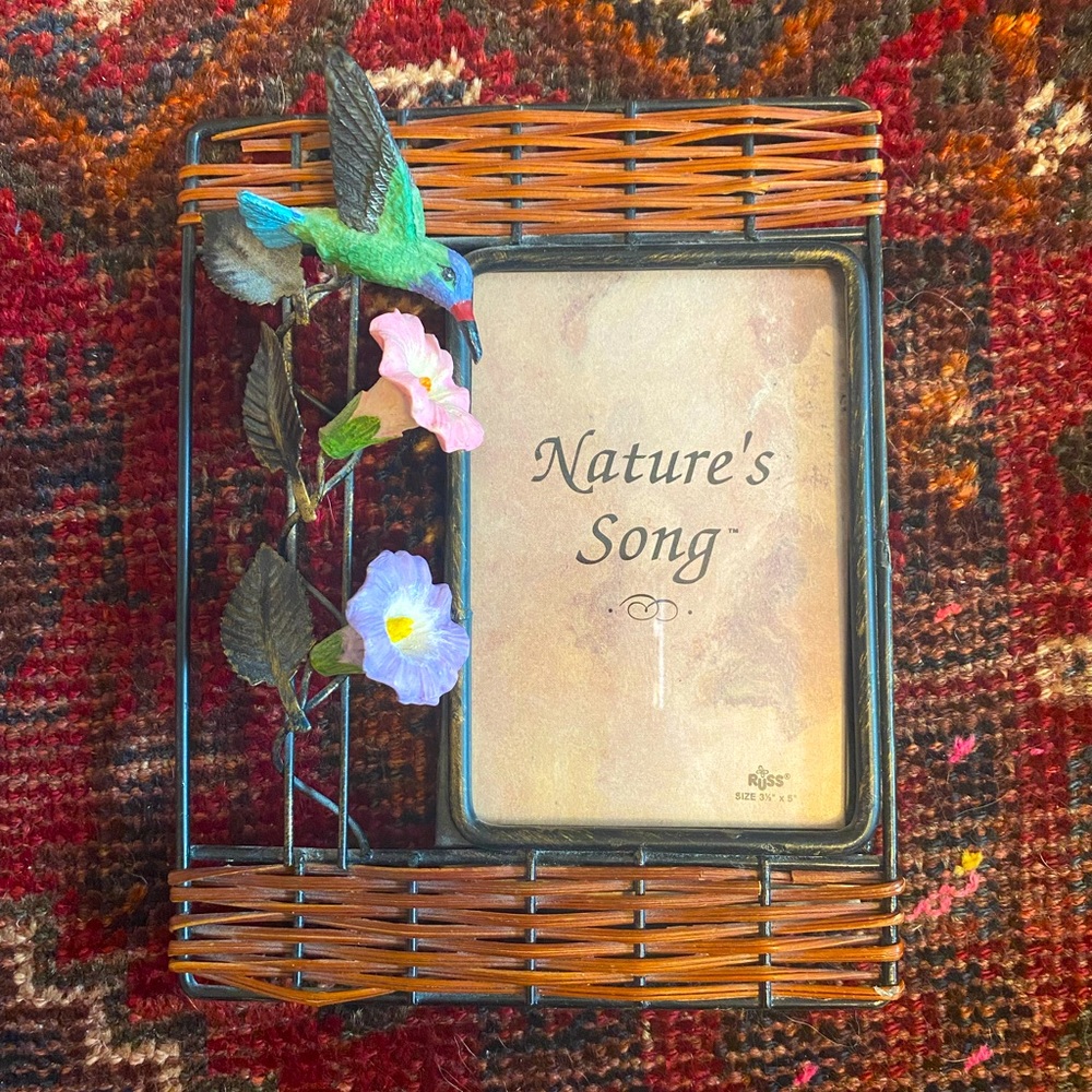 Vintage picture frame for 3.5” x 5” photo